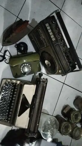 JUAL BARANG ANTIK UNTUK PAJANGAN