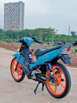 Jupiter z 5 tp 2005 ss komplit