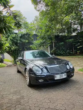 Mercedes Benz E280 W211 7G-Tronic