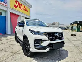 [KM 20 RIBU]TOYOTA FORTUNER VRZ GR 2.8 AT 2022 GRESS SEPERTI BARU