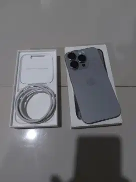 Iphone 15 pro 128gb natural titanium garansi resmi ibox