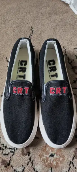 Sepatu slip on CRT ( sawangan permai )