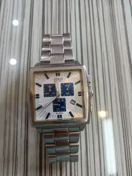 Jam tangan petak Quess steel Quartz