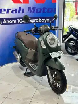 Honda Scoopy Prestige 110cc Tahun 2023 km 5Rb Anugerah Motor Pucang