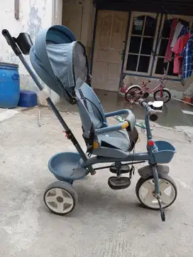 Stroller sepeda roda 3 anak bayi