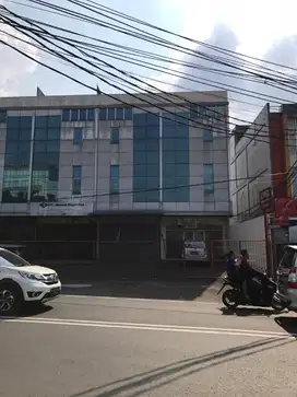 Ruko Veteran Bintaro Jaksel 2 unit Gandeng dekat toll