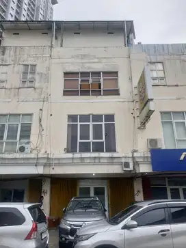 DISEWA ATAU DIJUAL RUKO 3,5 LANTAI DI TEBET