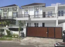 DIJUAL RUMAH MEWAH ALAMANDA RESIDENCE 2 LANTAI SIAP HUNI MODERN BAGUS