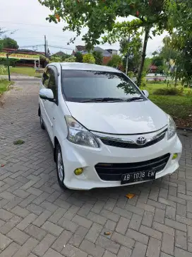 Veloz 1.5 matic 2013  pajak panjang siap pake