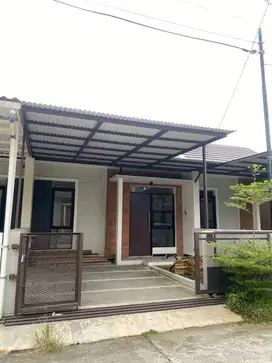 Rumah Baru Dalam Cluster TKI Taman Kopo Indah 2