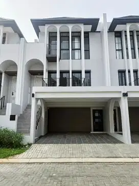 rumah 3 lantai, aether greenwich aprk di bsd, rapi bagus