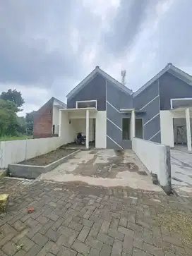 RUMAH MURAH 100 JUTAAN FREE CANOPY