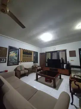 Rumah 2 Lantai Posisi Hook di Sektor 9 Bintaro Jaya (4,5 M) 10936 oc