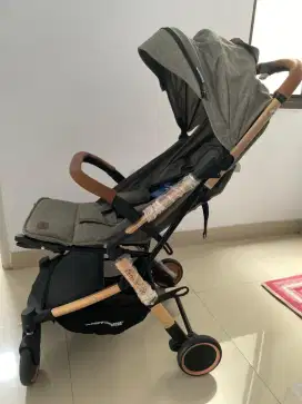 Stroller Lipat esmio