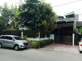 Dijual rumah di Tebet Dalam