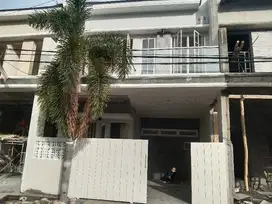 ONE GATE Sistem Rumah Baru Gress Babatan Pratama Wiyung Surabaya