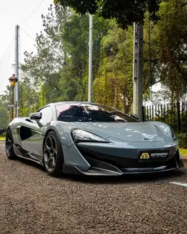 McLaren 600LT Coupe 2019 Chicane Effect