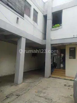 Kosan 3 Lantai 3 Bangunan + Kantor di Sayap Surya Sumantri Bandung