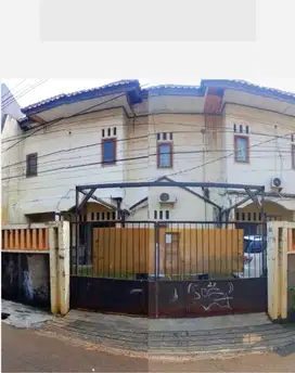 Dijual Cepat, Rumah Besar Hitung Tanah di Jl. Inpres, Kelapa Dua.