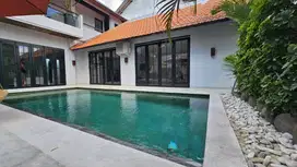 Disewakan villa lantai 2 umalas kerobokan