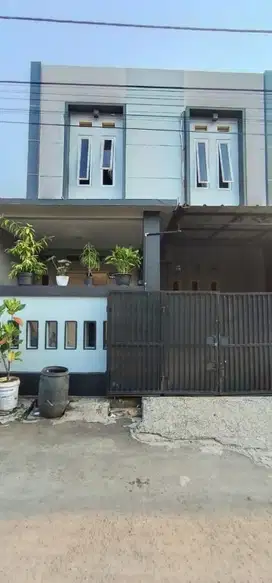 Dijual Rumah 2 Lantai di Perum Dian Anyar Dekat Tol Sadang