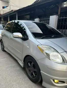 Toyota Yaris 2010 Bensin