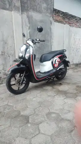 Honda scoopy 2016