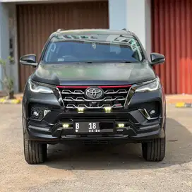 Toyota Fortuner VRZ TRD 2021 Model GR 2.4 Diesel FACELIFT Hitam