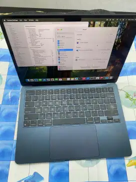 macbook air m2 8/256gb inter batangan