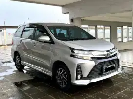 Toyota Avanza 1.5 Veloz Matic 2021 KM 49RB