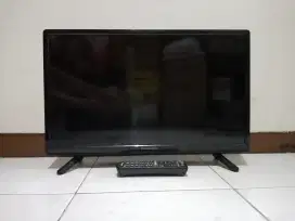 Panasonic LED Analog TV 22,TH-22E302G, Second ± 90%, Remote,