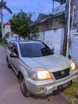 Nissan X-Trail 2003 Bensin