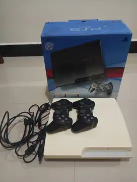 PS3 SLIM 500 GB + GAME