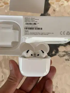 Apple Airpods 4 A3053 Non ANC Fulset Ori 100% Garansi US s.d Sept 2025