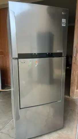 Kulkas Mewah LG Smart Inverter 2 Pintu + Minibar