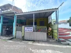 dijual rumah di komplek Ujungberung harga 349 juta jarang ada!