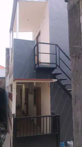 Rumah kos aktif luas 50 m2 harga 400 juta di Tambakrejo,Waru, Sidoarjo