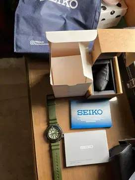 Jam Seiko Solar 200m drivers