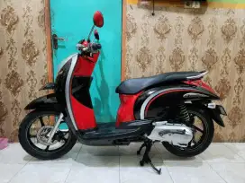 Scoopy 2012 Hitam Merah Karbulator