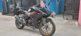 CBR MATTE BLACK 150cc 2020