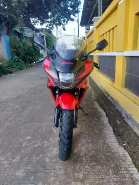 Gsx 2017 merah surat lengkap b depok