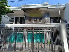 DIJUAL RUMAH USAHA KOS-KOSAN / RUKO DI RAYA PANJANG JIWO - UBAYA