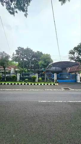 Dijual Rumah Siap Huni di Pusat Kota Area Gunung - gunung, Malang