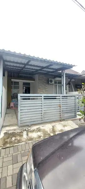 Disewakan rmh semi Furnish di bukit cimanggu city bogor