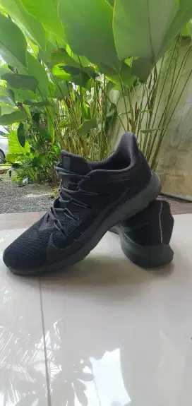 Sepatu bekas nike