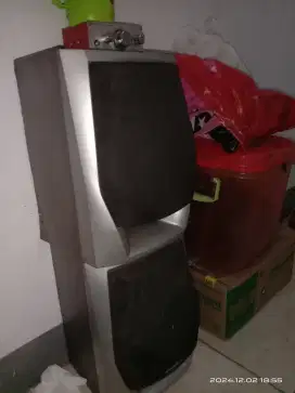 speaker 6 x 2 + ampli belum bluetoth masih mantap