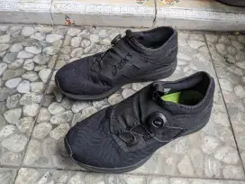 Sepatu Lari Asics Dynamis 2