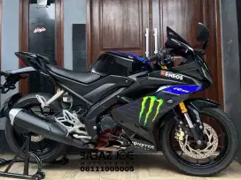 DIJUAL CEPAT !! YAMAHA R15 V3 SE MONSTER ENERGY TAHUN 2020 USD GOLD