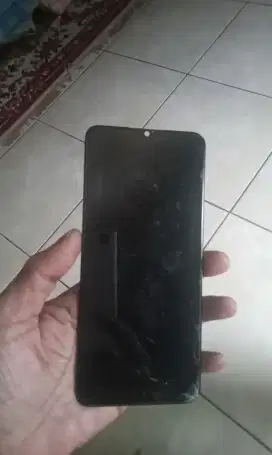 Lcd realme 3/5i ori copotan ,retak ok