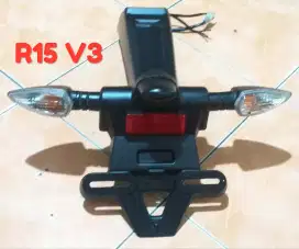 Spakbor belakang ori R15 V3